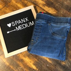 SPANX Distressed Ankle Skinny Jeans, Medium Wash, Size Medium